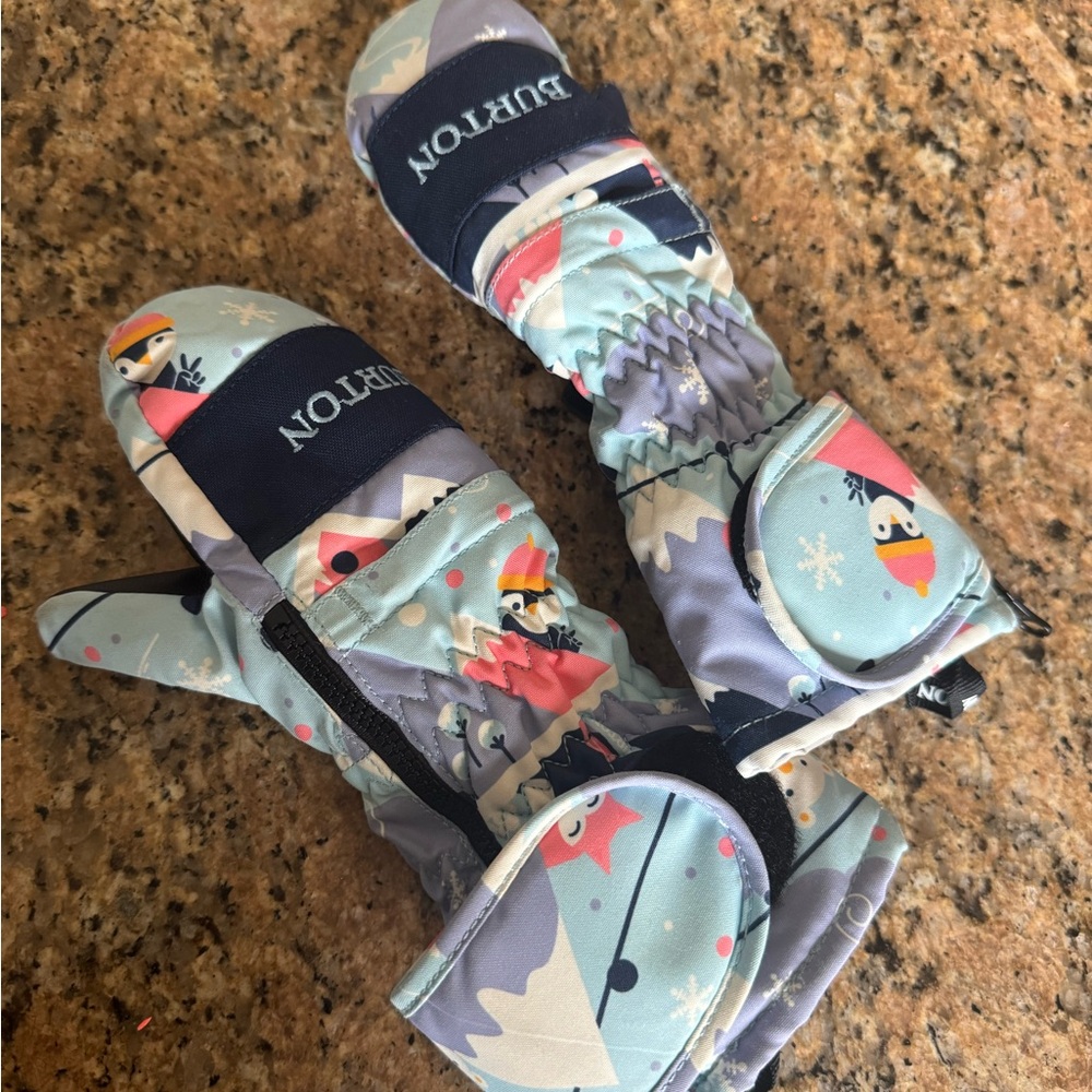 Burton toddler gloves size 3t/4